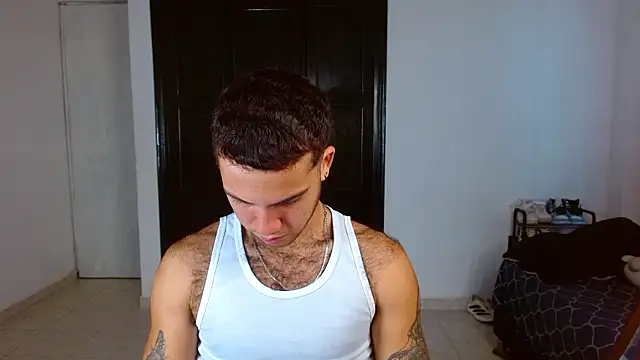 Snapshot of oceanboy_vibe chatting on February 28, 2026, 4:39 pm oceanboy vibe online show from February 28, 2026, 4:39 pm