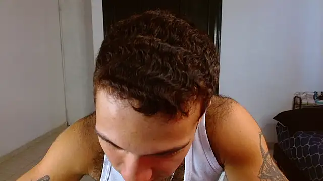 Snapshot of oceanboy_vibe chatting on March 4, 2026, 3:53 pm oceanboy vibe online show from March 4, 2026, 3:53 pm