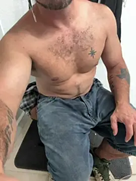 2addictivelyhorny online show from June 25, 2026, 3:26 am