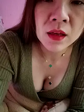 Lily-ross22 online show from January 12, 2026, 5:09 pm