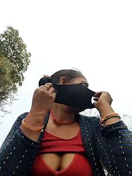 Punam panjabi online show from December 22, 2025, 10:26 am