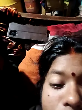 Curvy Vamikaa online show from December 22, 2025, 6:41 pm