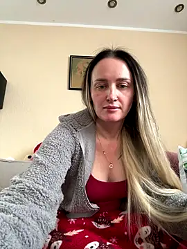 TomilaSi online show from December 14, 2025, 8:53 am