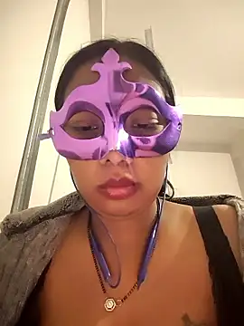 aarti03fb online show from January 10, 2026, 9:21 pm