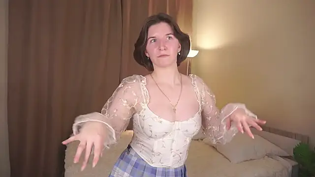 AnnalisaYeary online show from November 27, 2025, 3:34 pm