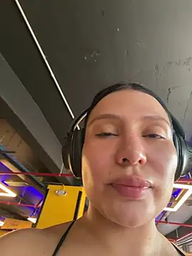 Snapshot of Melibahamon_ chatting on May 26, 2026, 5:22 pm Melibahamon online show from May 26, 2026, 5:22 pm