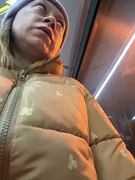 Brooke lover online show from March 20, 2026, 7:04 pm