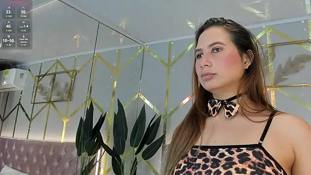 Lola saenz  online show from February 19, 2026, 11:51 am