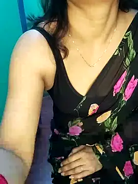 Snapshot of Myraajii chatting on March 9, 2026, 1:47 pm Myraajii online show from March 9, 2026, 1:47 pm