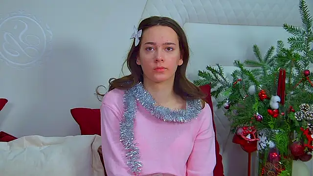 LilyLanes online show from December 4, 2025, 7:51 am