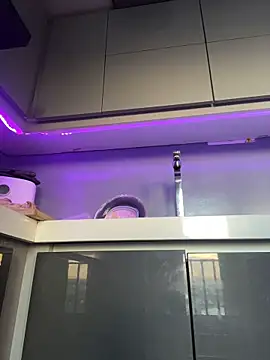 SaraAndrade  online show from February 18, 2026, 10:50 pm