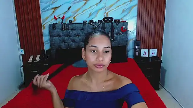 Meryandcris online show from April 14, 2026, 4:06 am