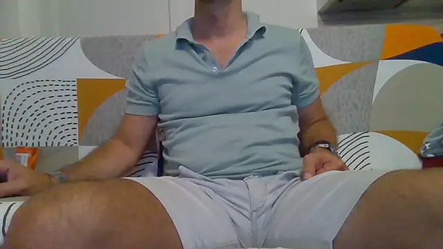 Eroshotlicker online show from June 25, 2026, 9:31 pm