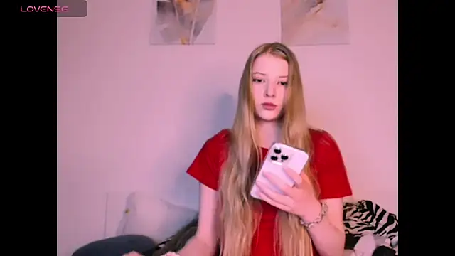  Milana Sparkl75  online show from January 11, 2026, 7:21 pm