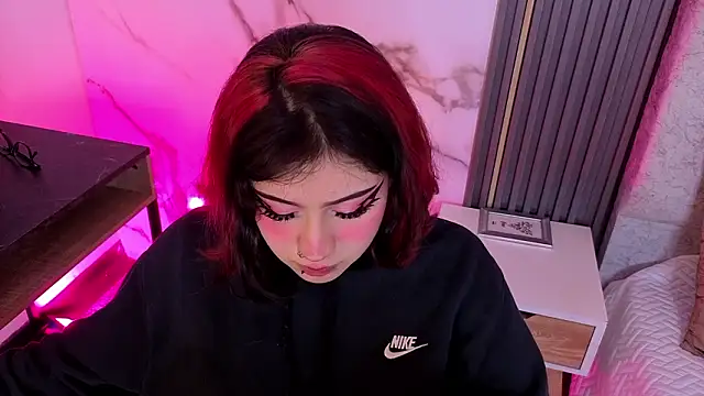 Kattie sweet1 online show from February 19, 2026, 1:08 pm