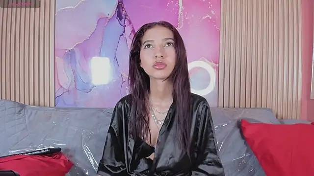 Maybeelin  online show from November 25, 2025, 10:21 pm