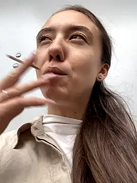 CristinaSw online show from December 14, 2025, 12:55 pm