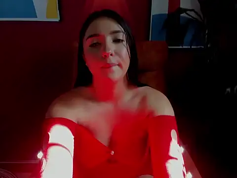 Isa-Trujilloo online show from November 29, 2025, 1:44 pm