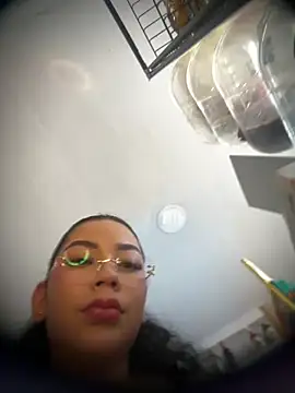 Snapshot of VictoriaaRose chatting on July 25, 2026, 9:10 pm VictoriaaRose online show from July 25, 2026, 9:10 pm