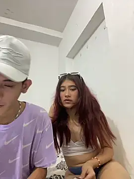 Snapshot of Littlle-anya18 chatting on November 29, 2025, 1:39 am Littlle-anya18 online show from November 29, 2025, 1:39 am