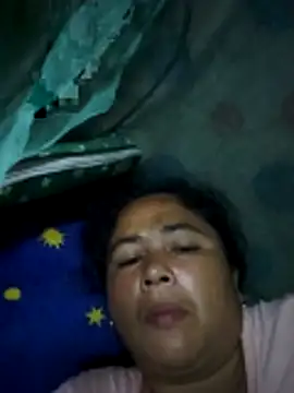 Snapshot of pretty_hotmom07 chatting on November 27, 2025, 1:11 pm pretty hotmom07 online show from November 27, 2025, 1:11 pm