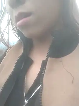 Snapshot of tieutam122 chatting on February 5, 2026, 1:23 am tieutam122 online show from February 5, 2026, 1:23 am