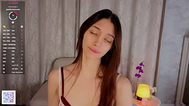 Snapshot of CoraleeSpadlin chatting on November 28, 2025, 4:29 pm CoraleeSpadlin online show from November 28, 2025, 4:29 pm