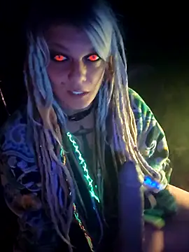 Horny hippie online show from October 31, 2025, 5:15 am