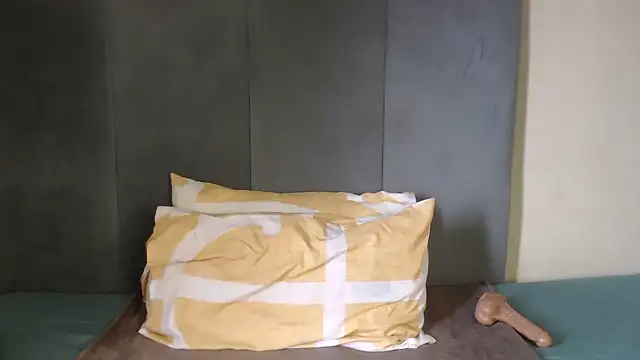 Snapshot of Chocolatebae86 chatting on February 21, 2026, 8:05 am Chocolatebae86 online show from February 21, 2026, 8:05 am