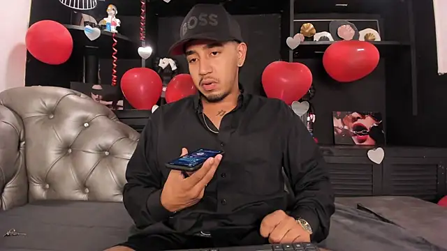 Snapshot of Brand_Collins chatting on February 15, 2026, 1:06 am Brand Collins online show from February 15, 2026, 1:06 am