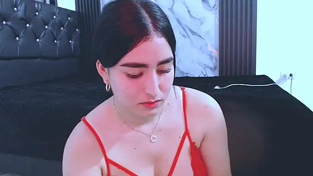 Snapshot of NoaLeon21 chatting on February 10, 2026, 12:31 am NoaLeon21 online show from February 10, 2026, 12:31 am