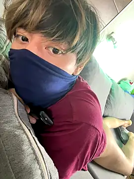 taehyun10 online show from December 3, 2025, 12:15 pm