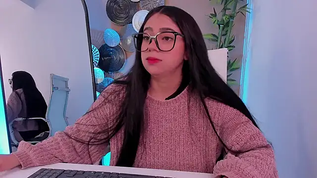 Snapshot of luna_cute__ chatting on January 19, 2026, 12:53 pm luna cute online show from January 19, 2026, 12:53 pm