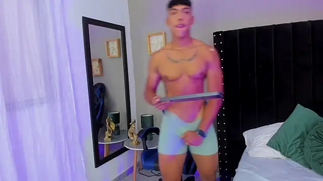 Bryan robayo5 online show from November 26, 2025, 11:54 am