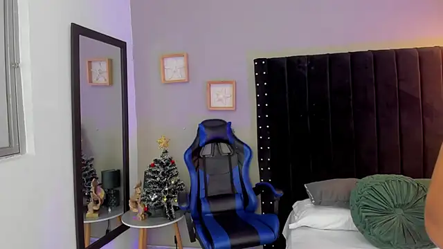 Bryan robayo5 online show from December 5, 2025, 11:31 am