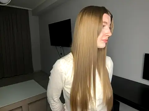 Snapshot of Michell_Rosse chatting on November 29, 2025, 7:36 pm Michell Rosse online show from November 29, 2025, 7:36 pm