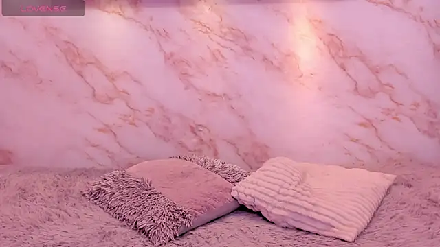 Dakota ferreti  online show from April 8, 2026, 5:20 am