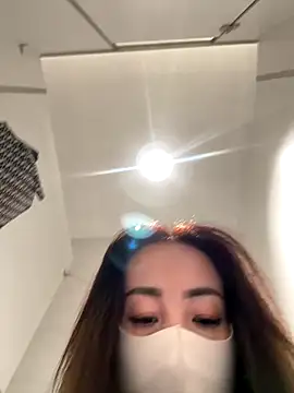 Seven-017 online show from December 17, 2025, 6:29 am