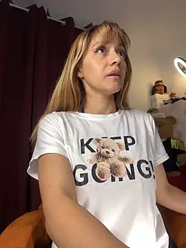   PrettyWoman   online show from November 28, 2025, 12:11 am