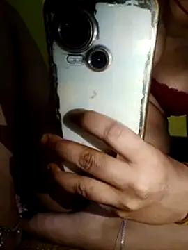 Snapshot of Miss_khusi chatting on April 3, 2026, 4:24 pm Miss khusi online show from April 3, 2026, 4:24 pm