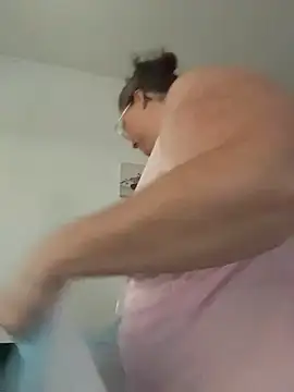 bea french curvy online show from June 1, 2026, 6:18 pm