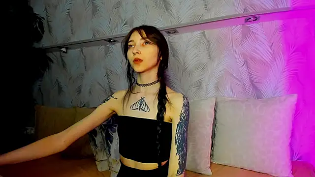 Ellen Hops online show from April 14, 2026, 9:14 am