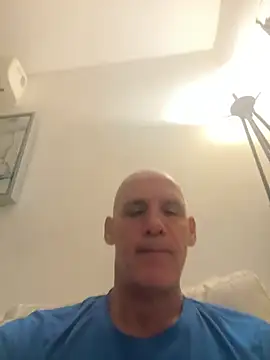 Elosoo online show from April 9, 2026, 9:37 am