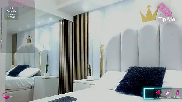 emily addams  online show from November 29, 2025, 11:43 am