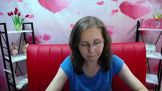 Snapshot of DaisyEdit chatting on July 18, 2026, 11:19 am DaisyEdit online show from July 18, 2026, 11:19 am