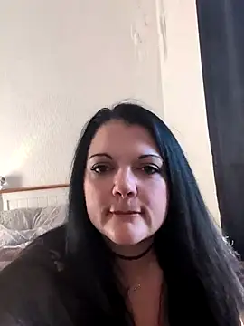 Snapshot of Hot_ScotchXX chatting on December 3, 2025, 11:20 am Hot ScotchXX online show from December 3, 2025, 11:20 am