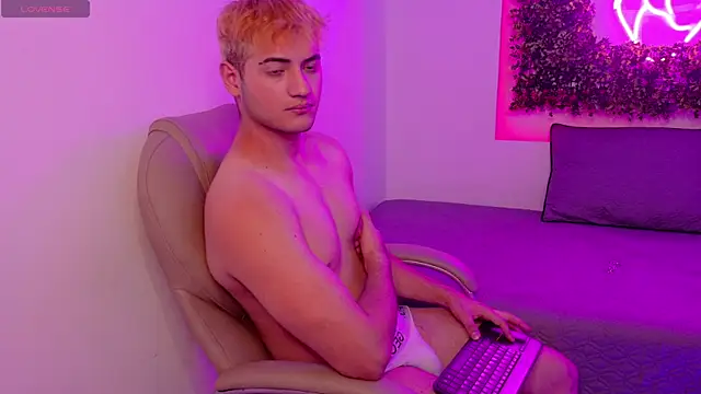 KaelSwitch online show from January 14, 2026, 8:23 pm