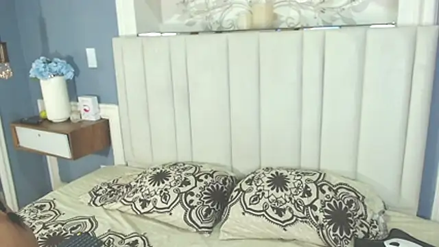 Chelseadow online show from February 26, 2026, 2:44 am