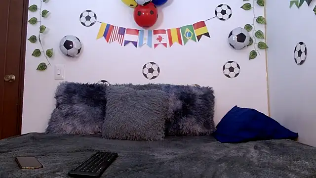 Snapshot of MarillynMorgan chatting on July 5, 2026, 1:07 pm MarillynMorgan online show from July 5, 2026, 1:07 pm