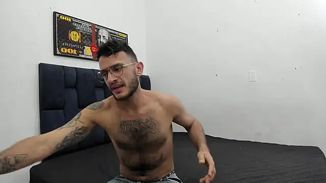 Deinal zafiro online show from November 28, 2025, 2:01 am